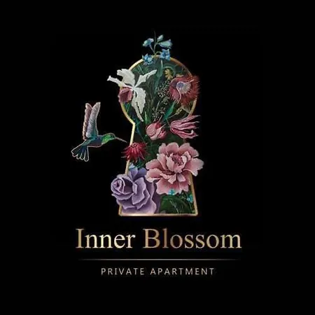 Inner Blossom Apartment